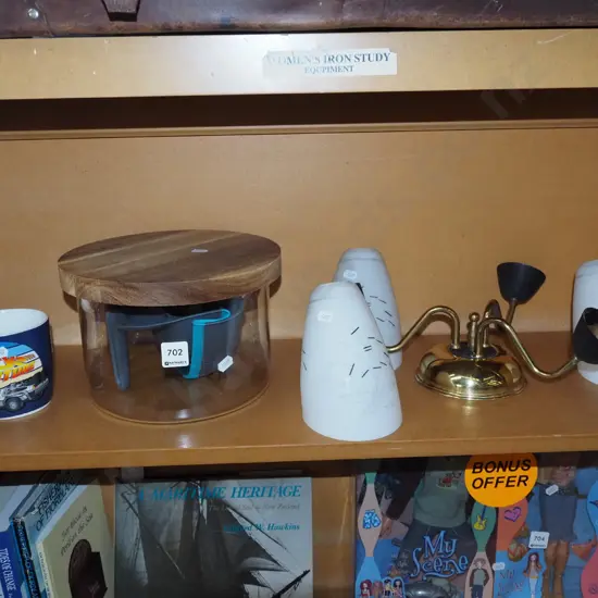 mid century light fitting, salad bowl etc