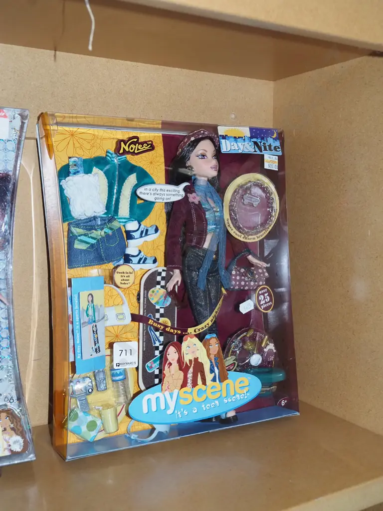 boxed My Scene Day and Nite doll Image 1++