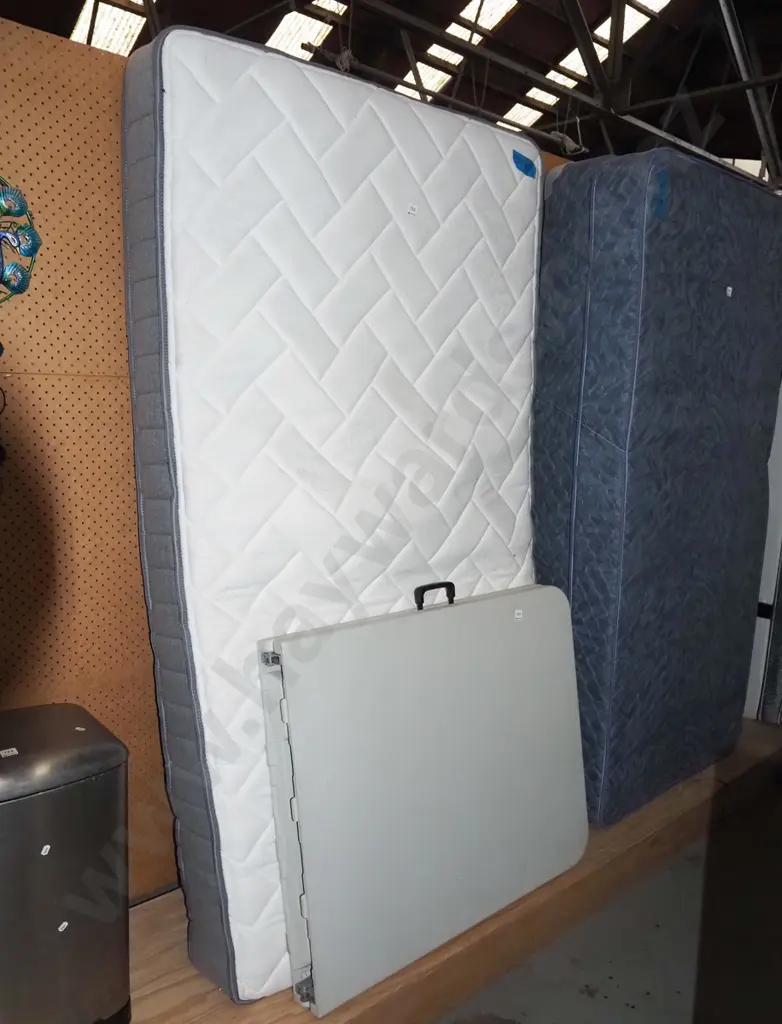 single mattress Image 1++