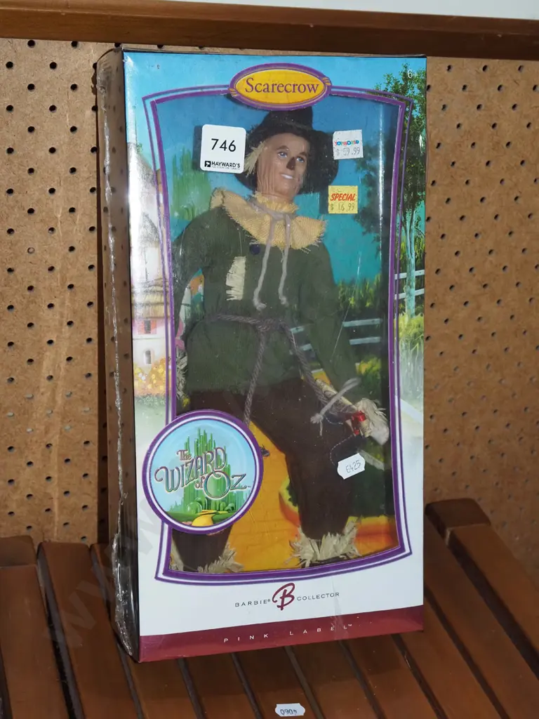 boxed as new Wizard of Oz Scarecrow Image 1++