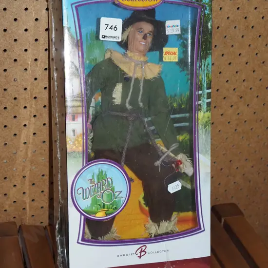 boxed as new Wizard of Oz Scarecrow