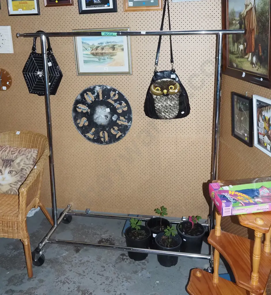 chrome clothes rack Image 1++
