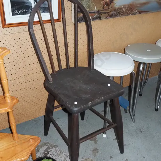 dark stained bentwood chair