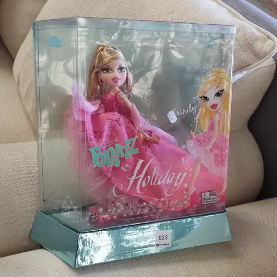 boxed as new Bratz Holiday doll