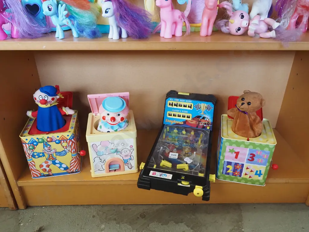 3x jack in the boxes, small plastic table top pinball game Image 1++
