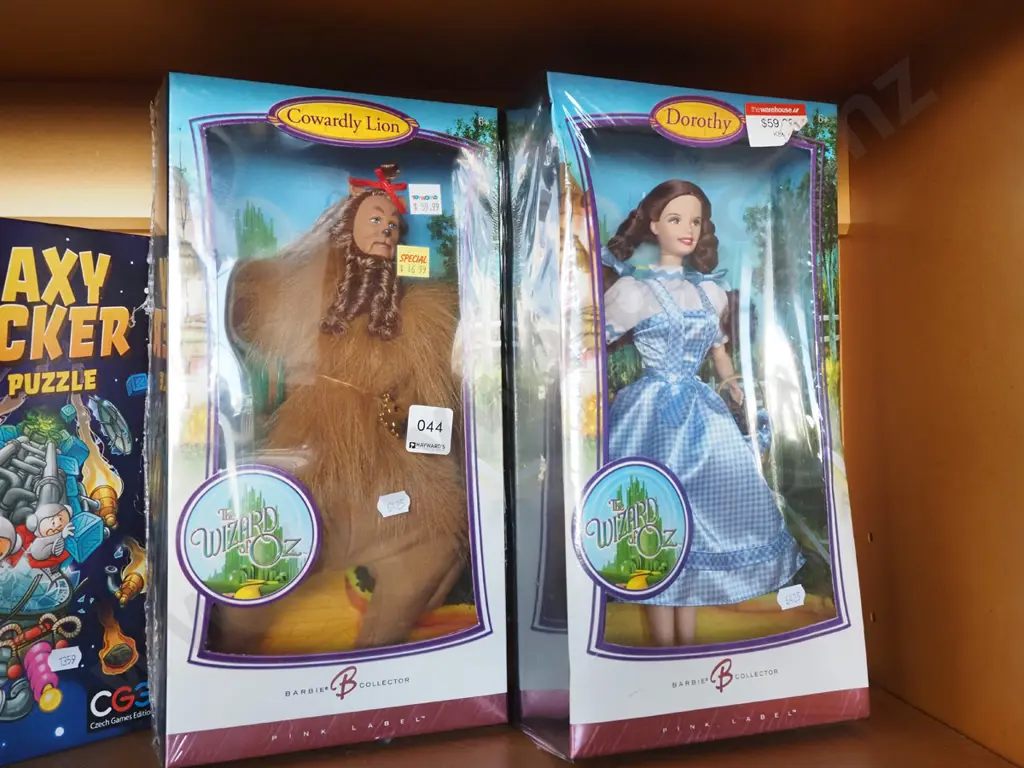 boxed as new Wizard of Oz Cowardly Lion, Dorothy  Image 1++