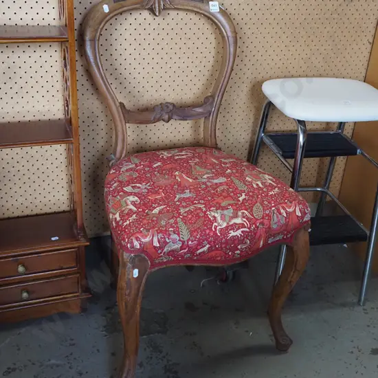 mahogany Victorian balloon back chair 