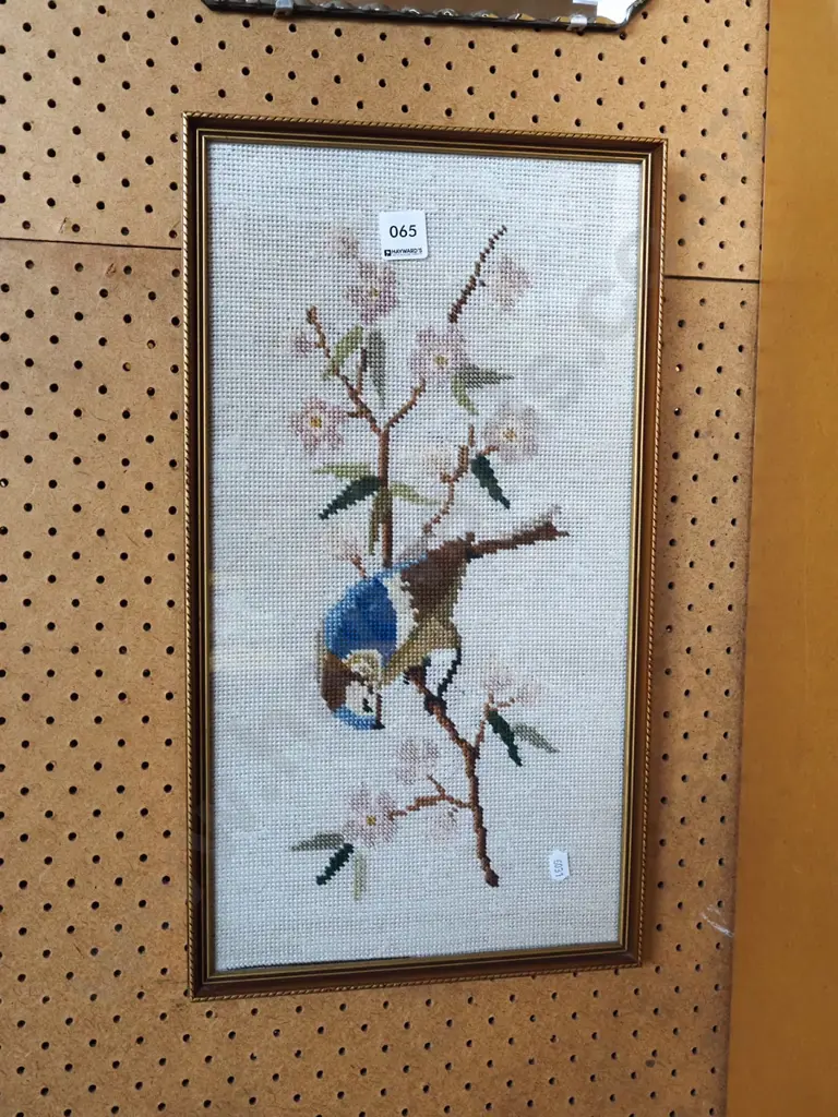 needlework - bird  Image 1++