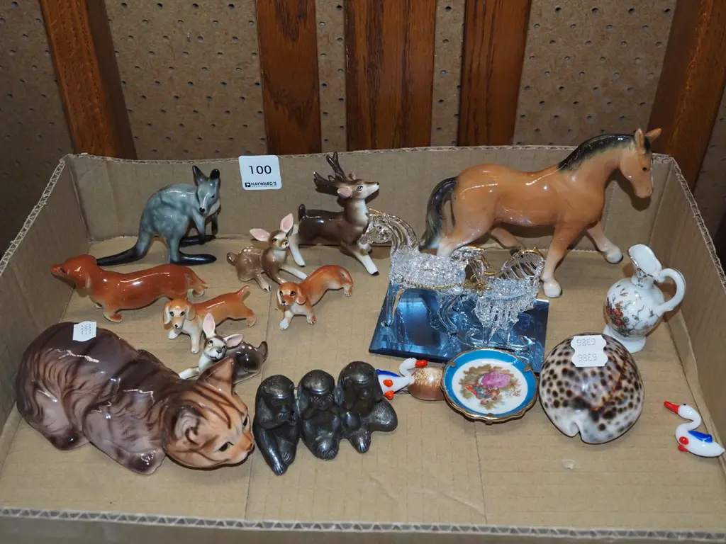 box; figurines, Limoges etc Image 1++
