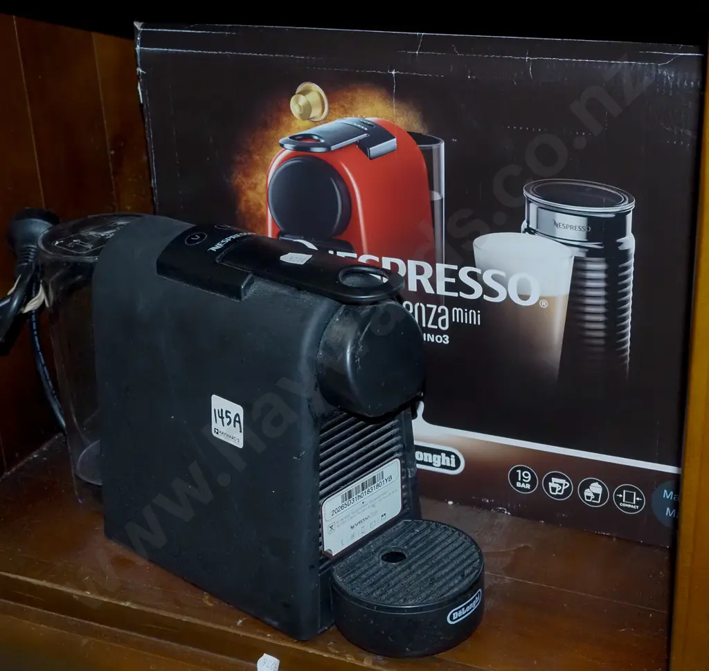 Nespresso coffee maker Image 1++