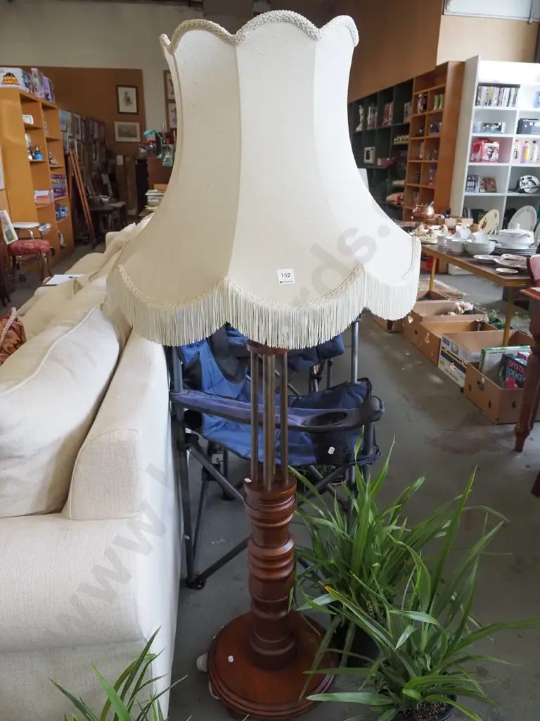 heavy turned wood and copper based standard lamp H1460 Image 1++