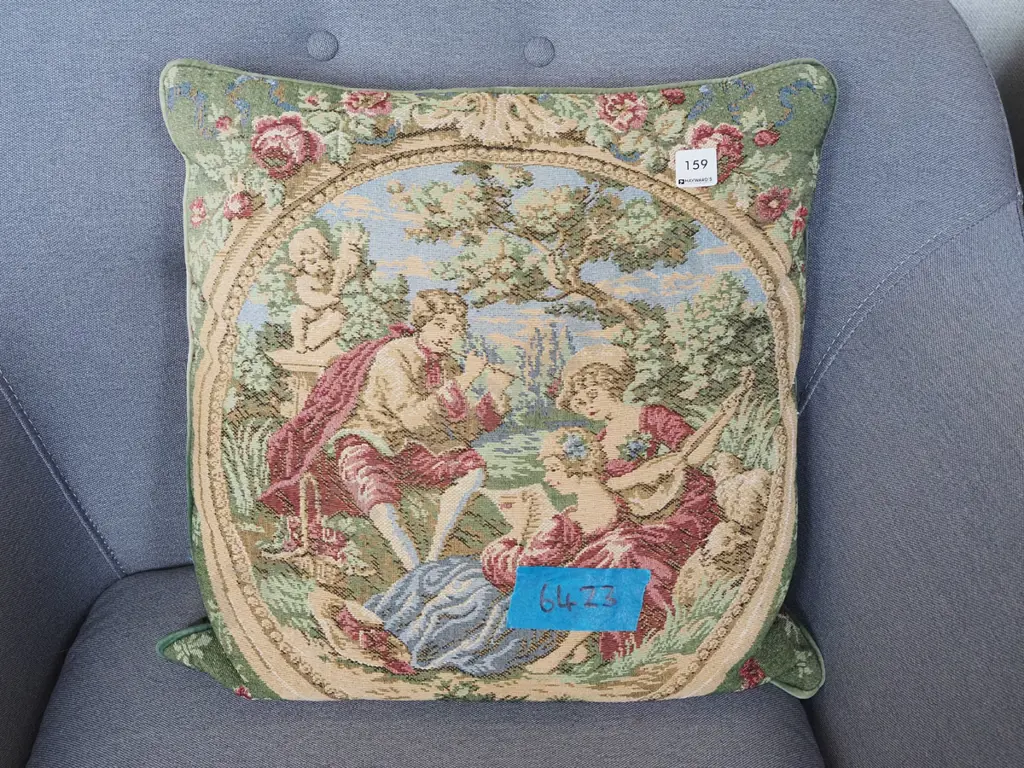 woven romance scene cushion Image 1++