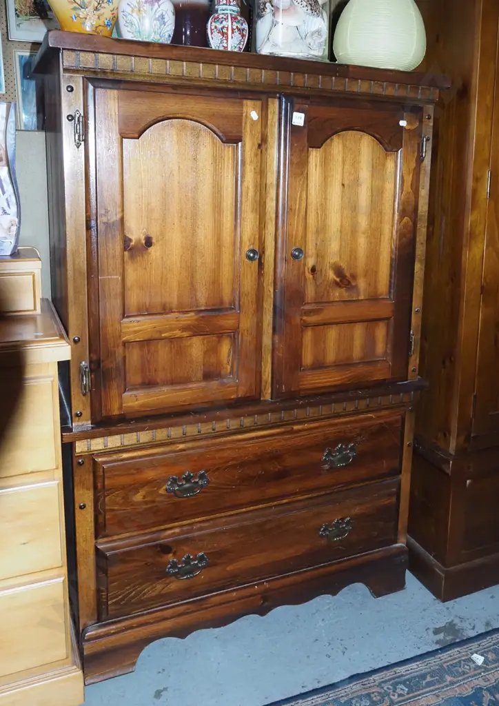 solid pine 2 drawer 2 door wardrobe H1340 W870 D440 Image 1++