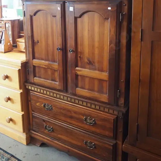 solid pine 2 drawer 2 door wardrobe H1340 W870 D440