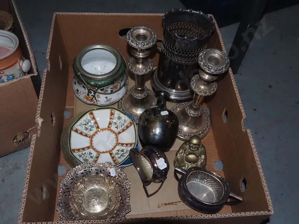 box; bowls, brass buddha, plated ware etc Image 1++