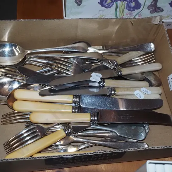 box of cutlery