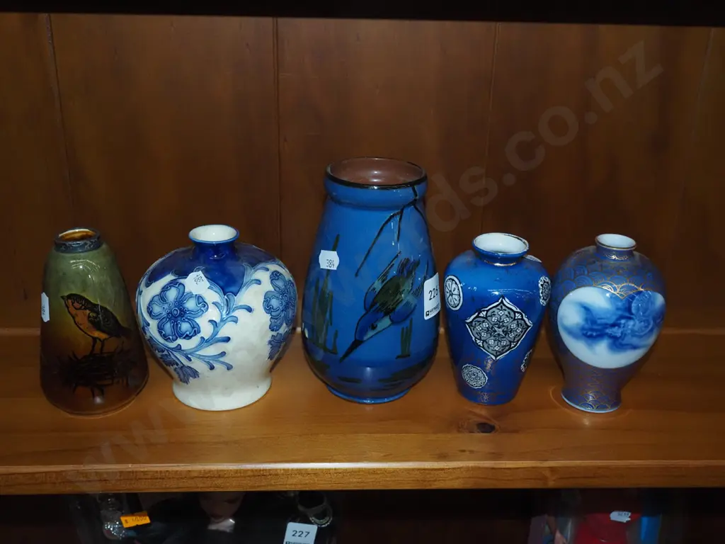 5x vases Image 1++