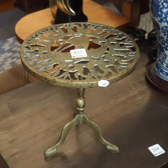 small brass jardiniere stand H220