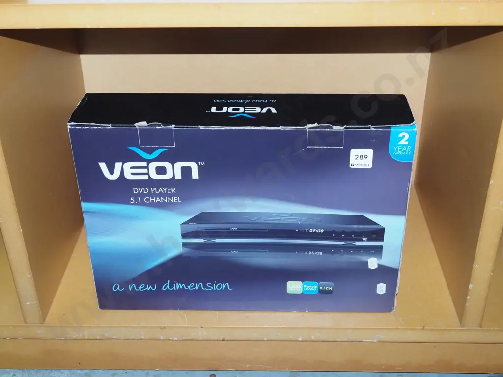 boxed  Veon DVD player Image 1++