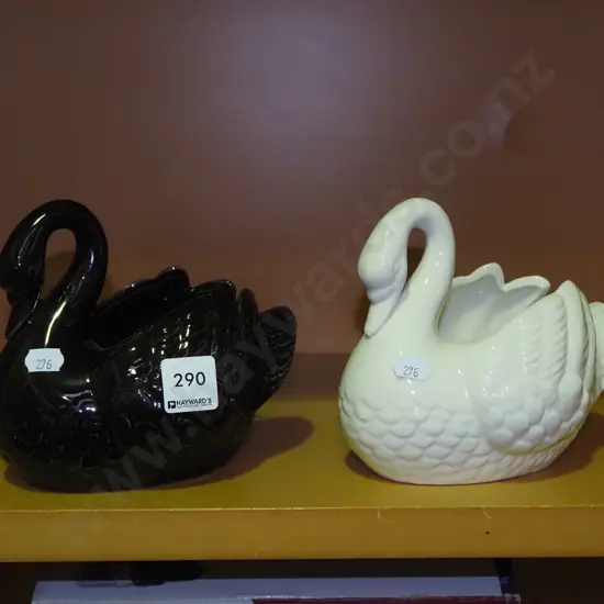 small swan vases H120