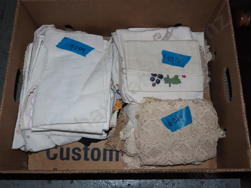 box of linen Image 1++