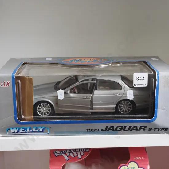 boxed 1999 ST Jaguar