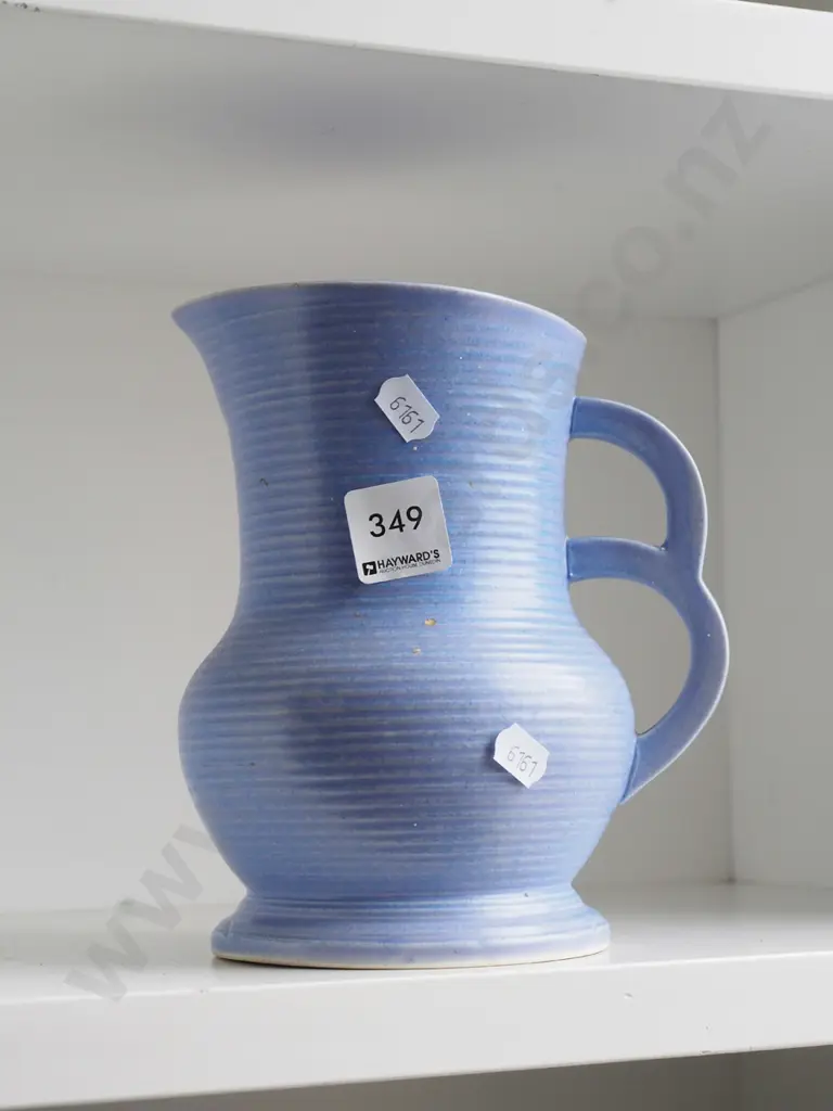 blue deco ribbed jug H180 Image 1++