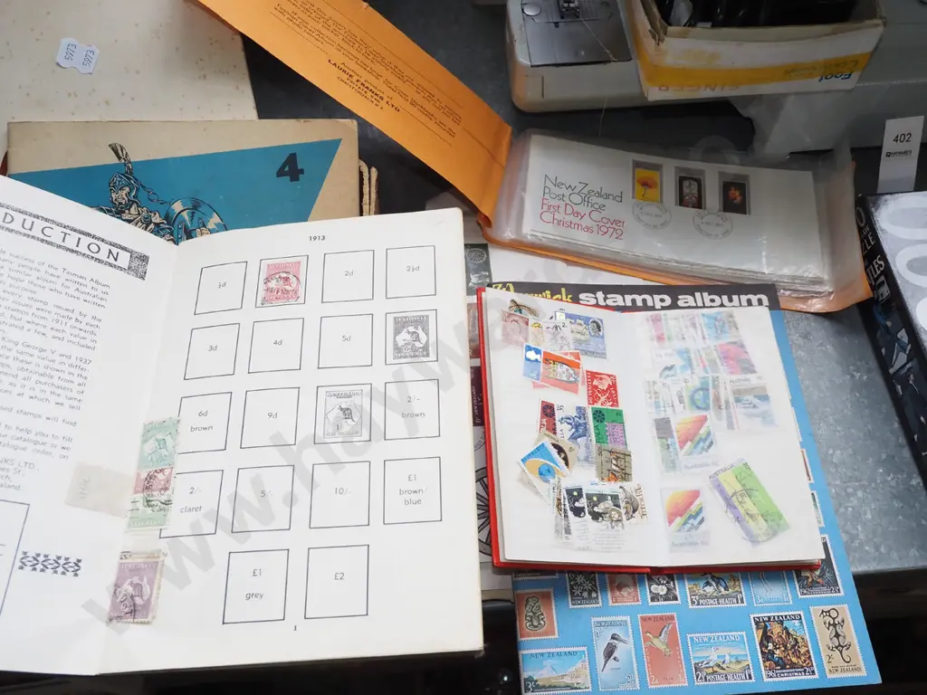 box; stamp albums, first day covers Image 1++