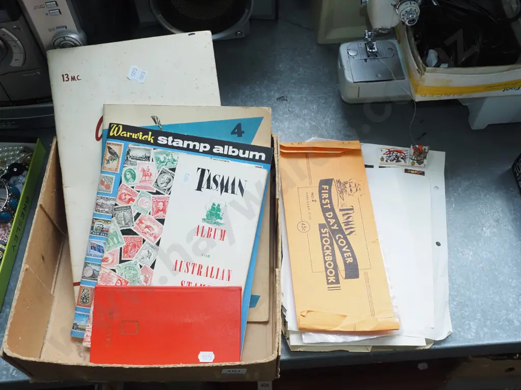 box; stamp albums, first day covers Image 1++