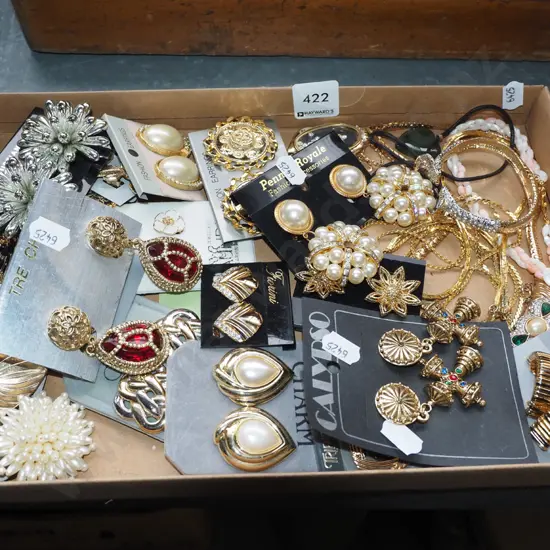 tray of costume jewellery