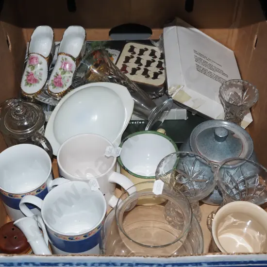 box; coffee cups, vases etc