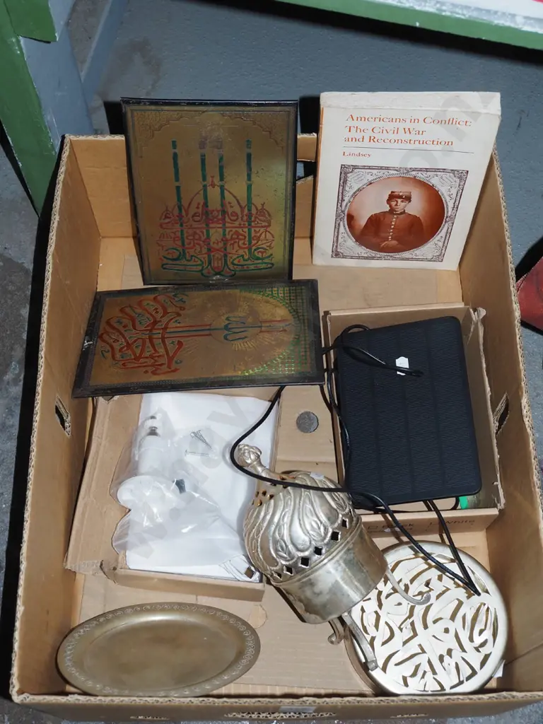 box; tea candle lantern, Arabic prints on tin etc Image 1++