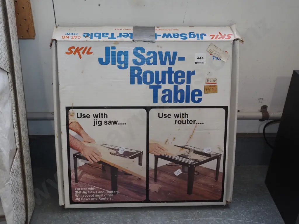 boxed jigsaw/router table Image 1++