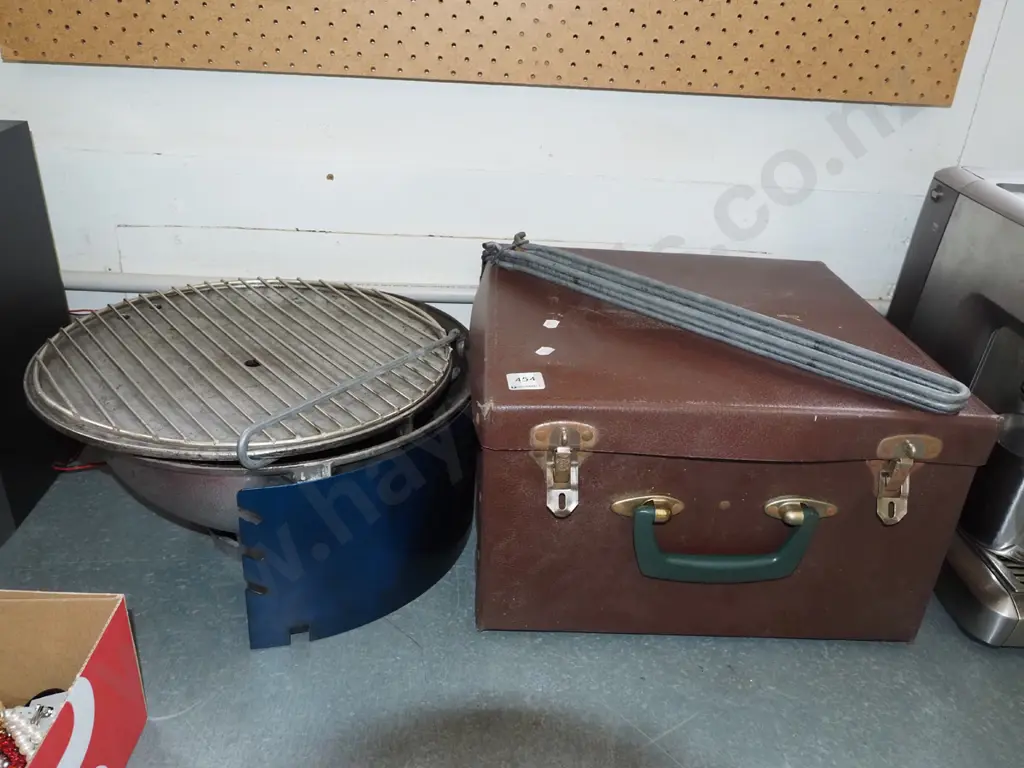 portable charcoal bbq Image 1++