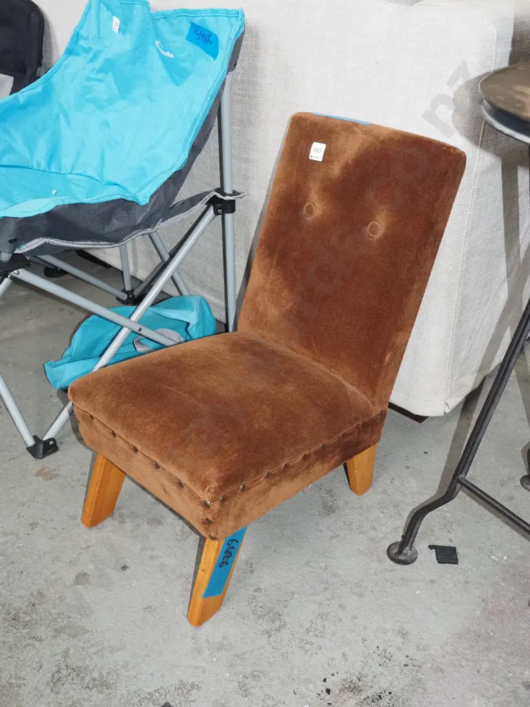 brown velvet childs chair Image 1++