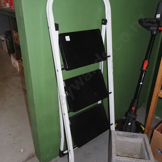 3 step ladder