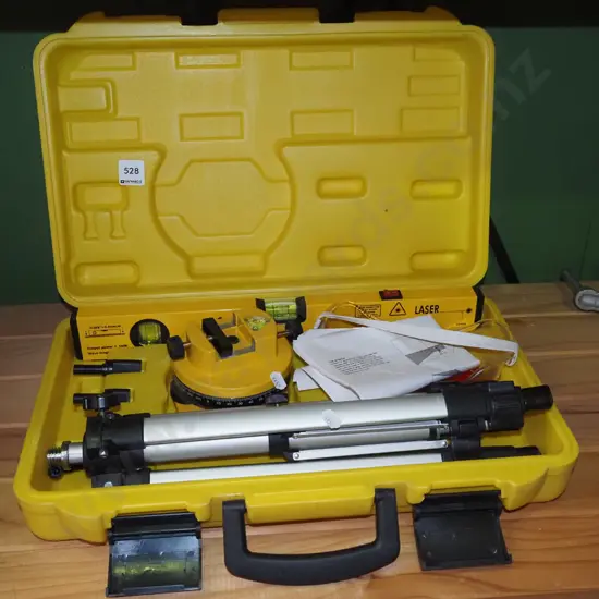 boxed as new laser level