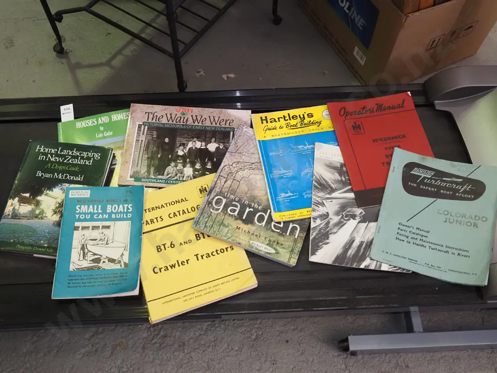 various books Image 1++