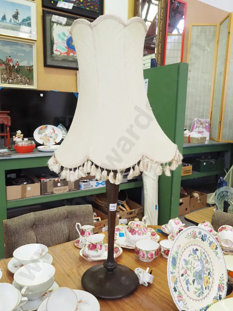 wood based table lamp H840 Image 1++