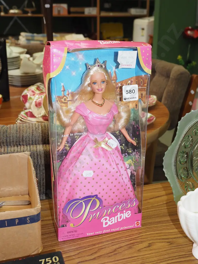 boxed Barbie Princess - damage to box Image 1++
