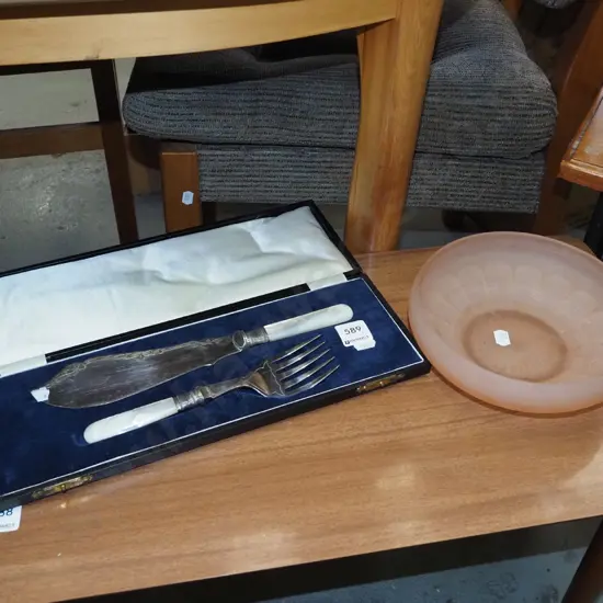 cased mother of pearl fish servers, pink glass bowl