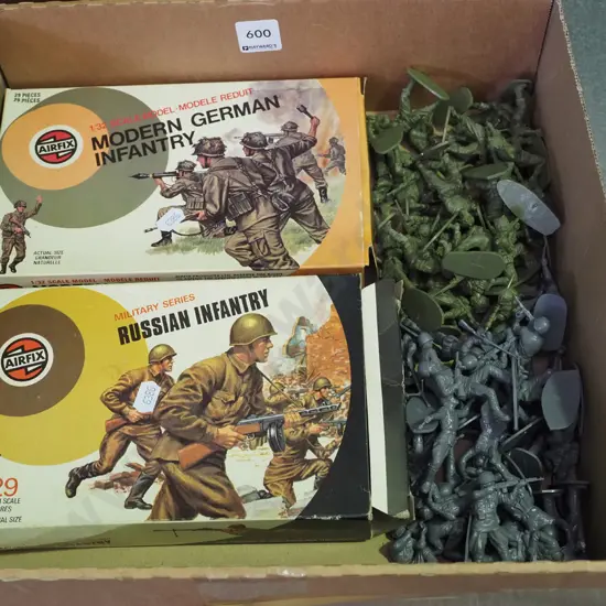 Airfix plastic model soldiers