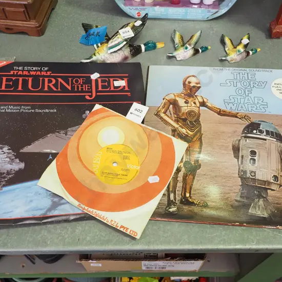 original Star Wars LPs and title theme 7" 45