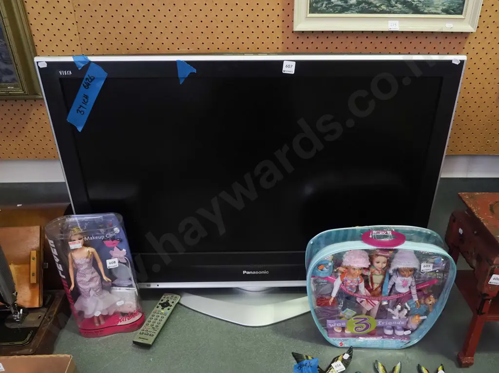 Panasonic Viera 37" TV Image 1++