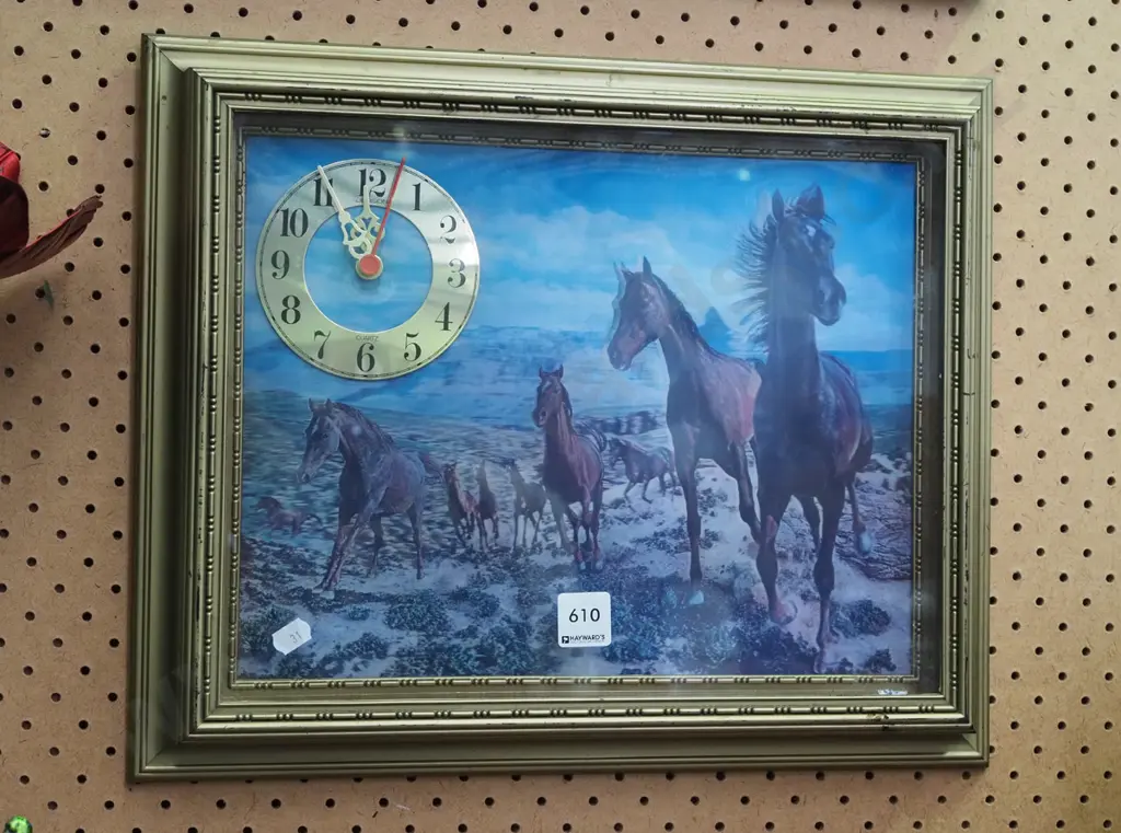 framed holographic horse wall clock Image 1++