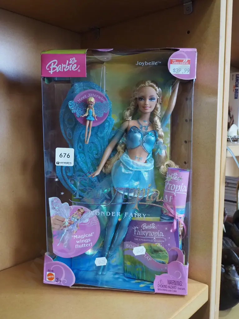 boxed Fairytopia Barbie - damage to box Image 1++