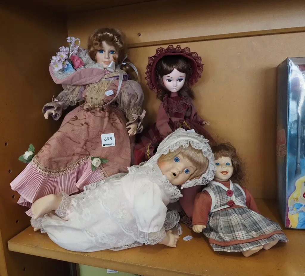 assorted porcelain dolls Image 1++