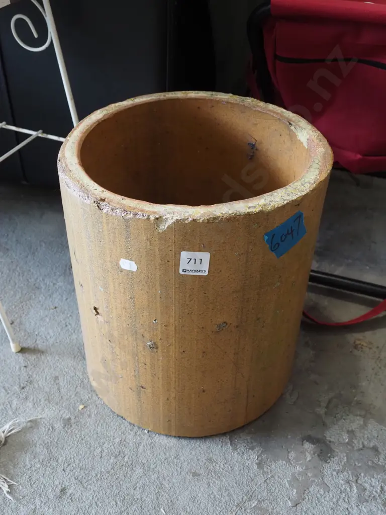 terracotta chimney pot H300 Image 1++