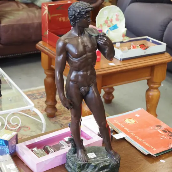 composite male figurine H570