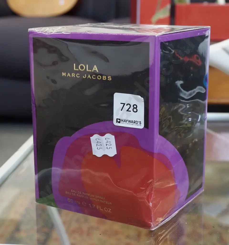boxed as new  Lola Marc Jacobs eau de parfum 50ml Image 1++